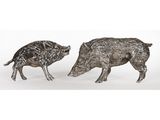 une paire de figurines de sanglier plaquées argent