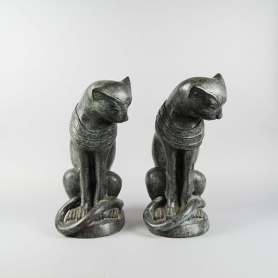 paire de figurines anciennes en fonte représentant des chats