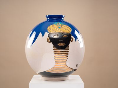 LONGWY "Negresco" Vase boule coloniale en faïence émaillée p…