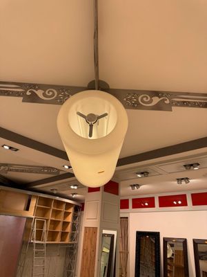 Luminaire en forme de réacteur en PVC blanc translucide et m…