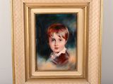 une peinture à l'huile représentant un jeune garçon en chemise rouge