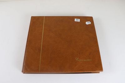 Limoges 1 classeur carte colorées et bleutées ,etc,370 carte…
