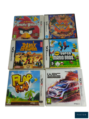 de nombreux jeux vidéo exposés sur la table