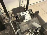 l'image d'une machine posée sur une table