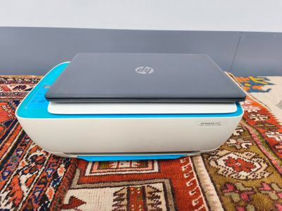 1 MO portable HP 15-da0012ns Intel Inside