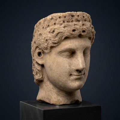 Tête du jeune amant grec Antinoüs