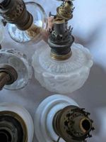 Ensemble de 10 réservoirs de lampes à pétrole, cristal et cé… (photo 4)