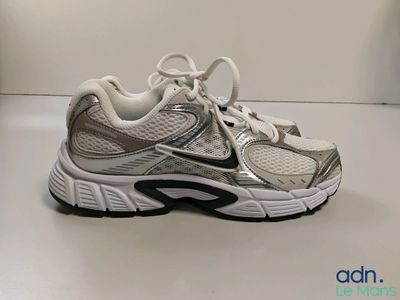 Chaussures de course Nike Air Zoom, taille 11,5, pour femme