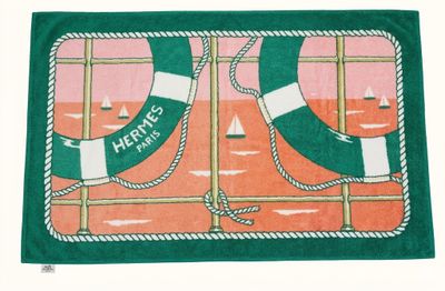 rug with a life preserver and a life preserver on it