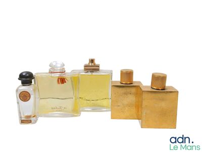 Lot de 5 articles de décoration relatifs à la parfumerie HER…