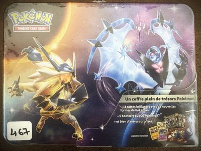 boîte de cartes à collectionner Pokémon avec l'image d'un dragon et d'un chevalier