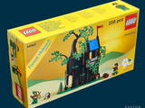 une boîte de Lego posée sur une table