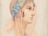 portrait d'une femme portant une coiffe fleurie
