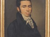 portrait d'un homme vêtu d'un manteau noir et d'un nœud papillon blanc