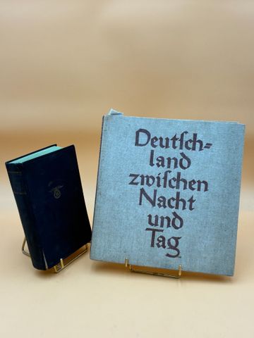 Adolf HITLER : Mein Kampf. München, 1933, in-12, cartonnage, mors...