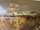 une peinture à l'huile représentant un pont au-dessus d'une rivière, avec le ciel en arrière-plan