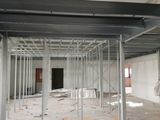 une photo d'une pièce en cours de rénovation
