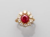 une bague à rubis et diamants