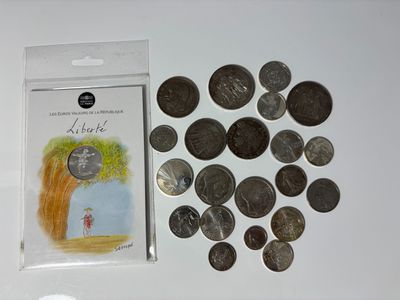 Ensemble en argent comprenant : 2 pièces 50 francs Hercule