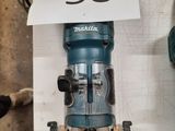 a picture of a machine that is sitting on a table