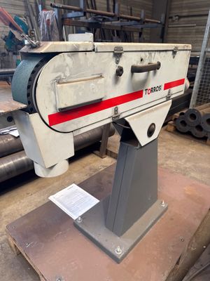 an image of a machine that is sitting in a factory