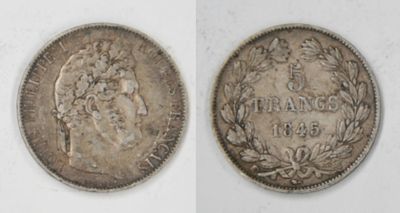 two different sides of a coin with a woman ' s head on it