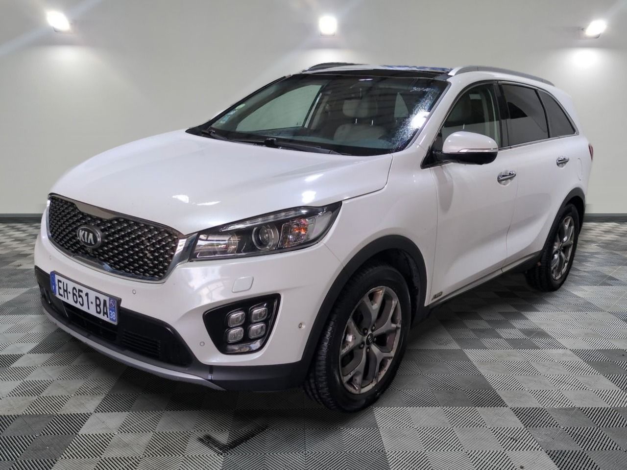 KIA - SORENTO 2.2 CRDI 200 CH ISG 4X4 7PL ULTIMATE A - GO - …