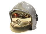 un casque muni d'un miroir sur le côté