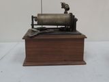 a small machine that is sitting on top of a table