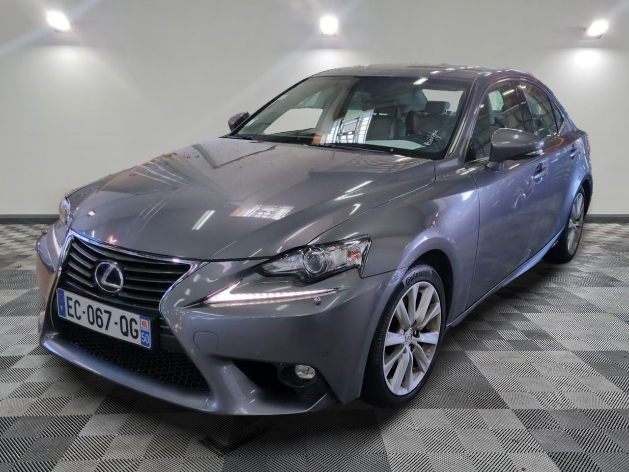 LEXUS - IS 300H LUXE - EH - Mise en service: 31/05/2016 - eu…