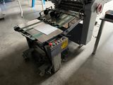 a machine that is sitting in the middle of a room