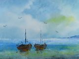 two boats that are sitting in the water