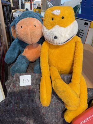 Deux peluches dont BOURRIQUET (70 cm) et MISTER OIZO (1 m) - Photo 1