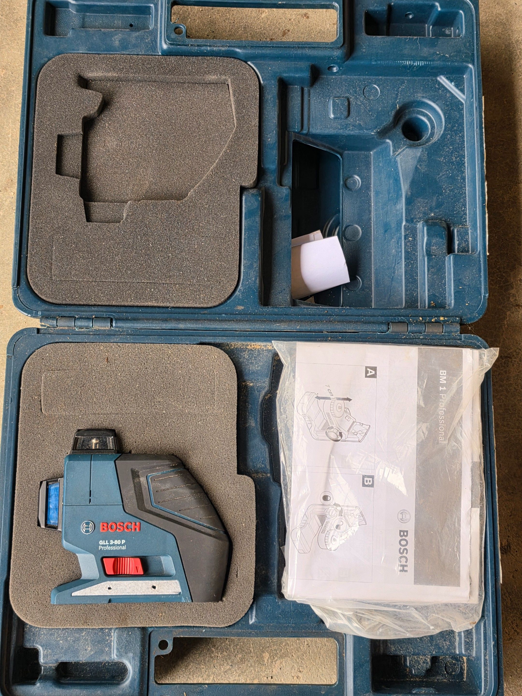 Laser niveau BOSCH GLL 3-80P - non testé - vendu en état san…