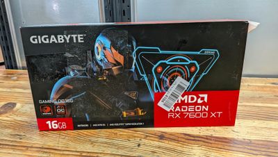 gigaby geforce radeon rx 7600x gaming card