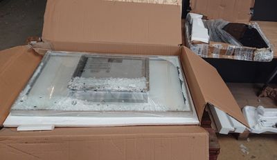 Lot de 2 articles comportant des casses verre composé de 1 m…