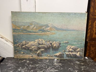 une photo d'un tableau posé sur une table