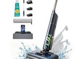 une image représentant un aspirateur sans fil accompagné d'un kit de nettoyage