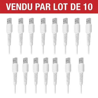 un groupe de câbles USB blancs reliés entre eux sur un fond blanc