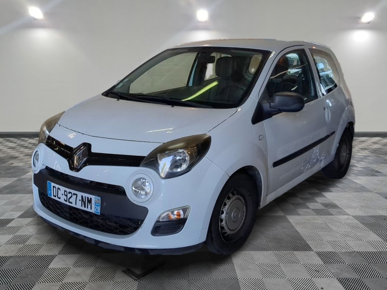 RENAULT - TWINGO SOCIETE 1.5 DCI 75 ECO2 AIR EURO 5 - GO - Mise en service: 28/01/2014 - Révision à prévoir Trace de ...
