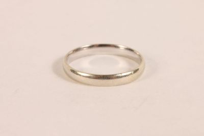 Bague alliance en or gris 375 ‰. - Photo 1