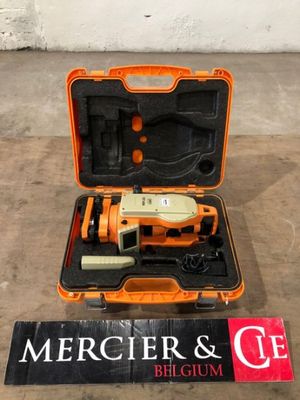 GEO FET 420K - THEODOLITE ELECTRONIQUE DE CHANTIER - GROSSIM…