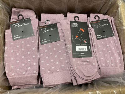 60 lots de 2 paires de chaussettes tailles 35/38 - Photo 1