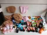 many items that are sitting on the counter