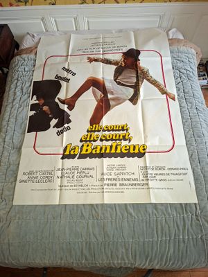 Elle court , elle court la banlieue avec Marthe Keller.