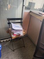 1 chaise bistro en métal et plastique + 1 chaise pliante de … (photo 2)