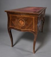 BUREAU en bois de placage et marqueterie toutes faces ouvran… (photo 2)