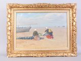 une peinture à l'huile représentant deux femmes assises sur une plage, avec un bateau en arrière-plan