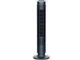 un ventilateur colonne noir posé sur une surface blanche