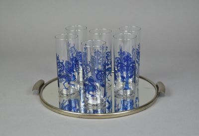 Partie de SERVICE comprenant 6 verres orangeade à décor d'oi…
